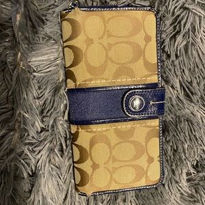 Authentic Coach wallet